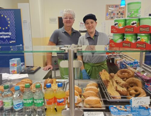 Web-Reporter: Jasmin und Lee berichten aus der Mensa